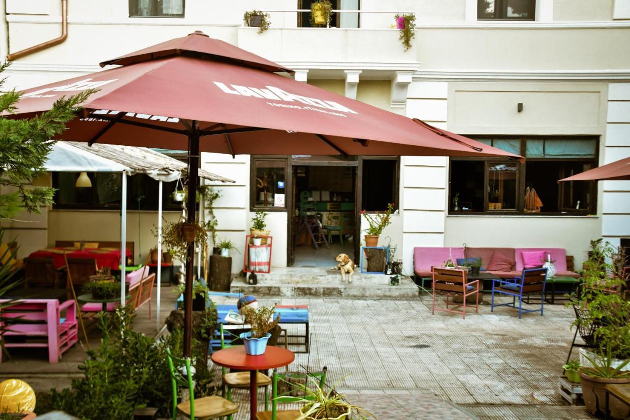 Hostel Durres Exterior photo